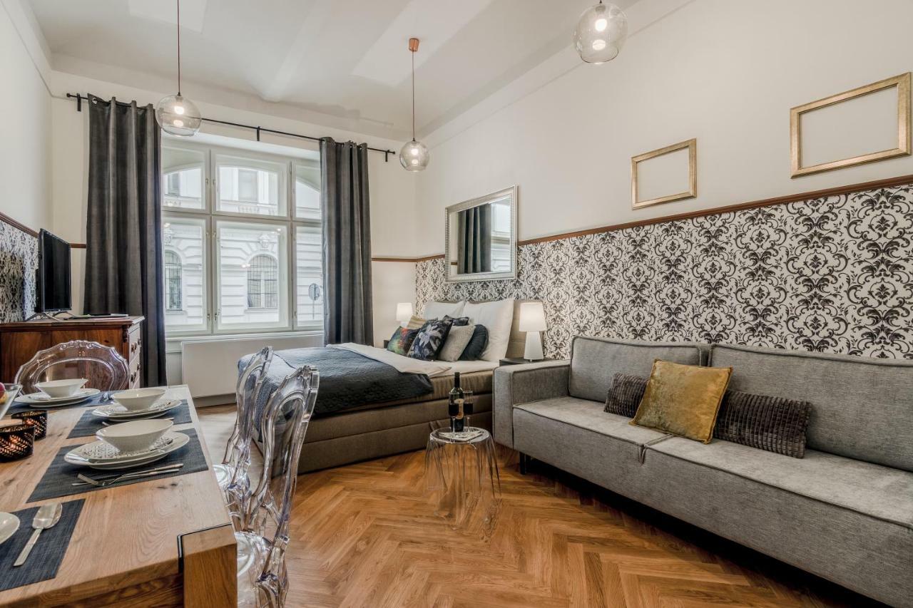 Prague Trendy Central Apartment By Michal&Friends Экстерьер фото